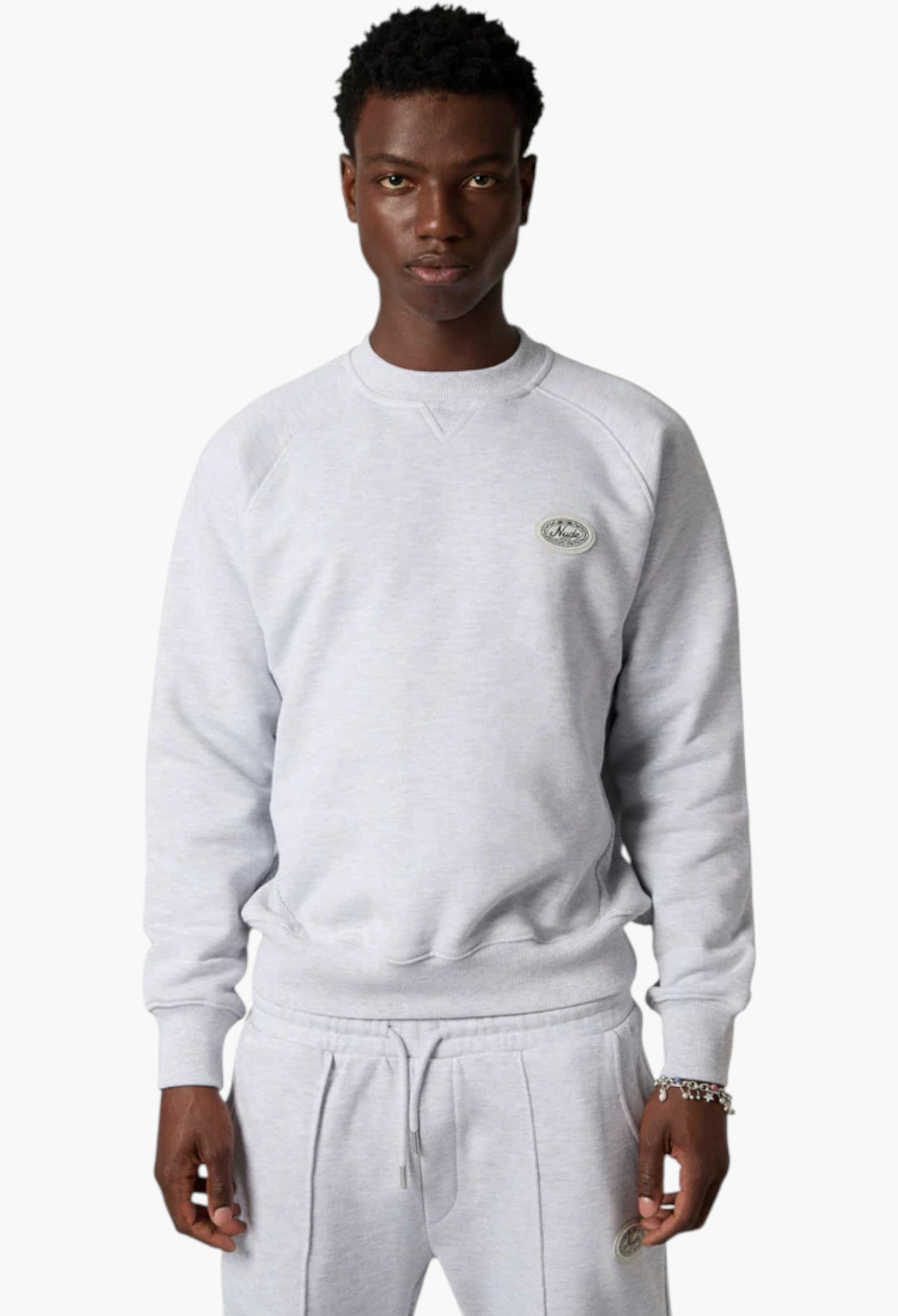 Essentials Sweatshirt - GLAM MODA