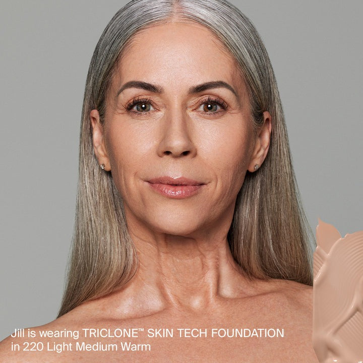 220 Light Medium Warm - Triclone™ Skin Tech Medium Coverage Foundation - GLAM MODA