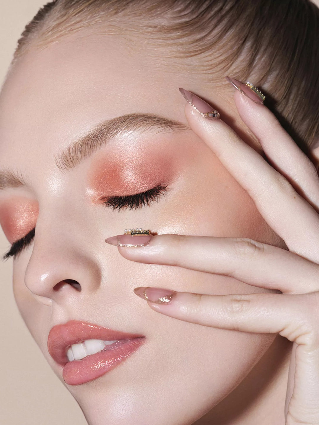 Glam To Go Mini Eyeshadow Palette 5.2g - GLAM MODA