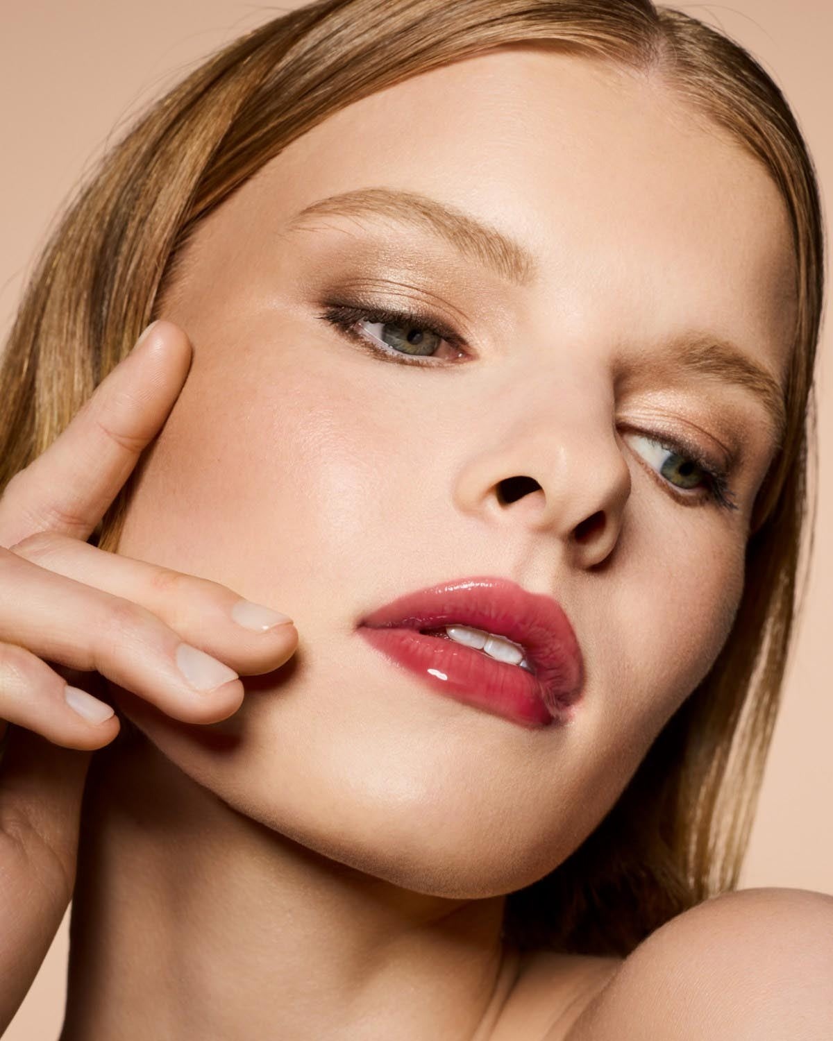 Sp'ice Cold Gloss Bomb Stick | High-Shine Lip Color – Glam Moda