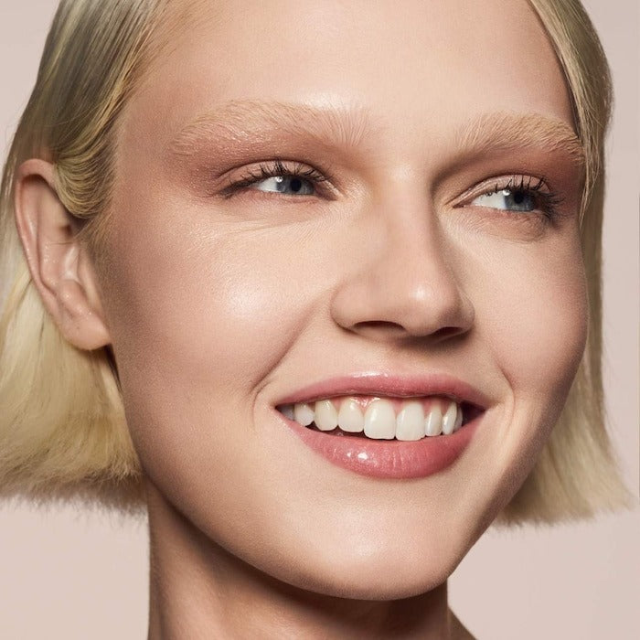 Gloss Bomb Universal Lip Luminizer - GLAM MODA