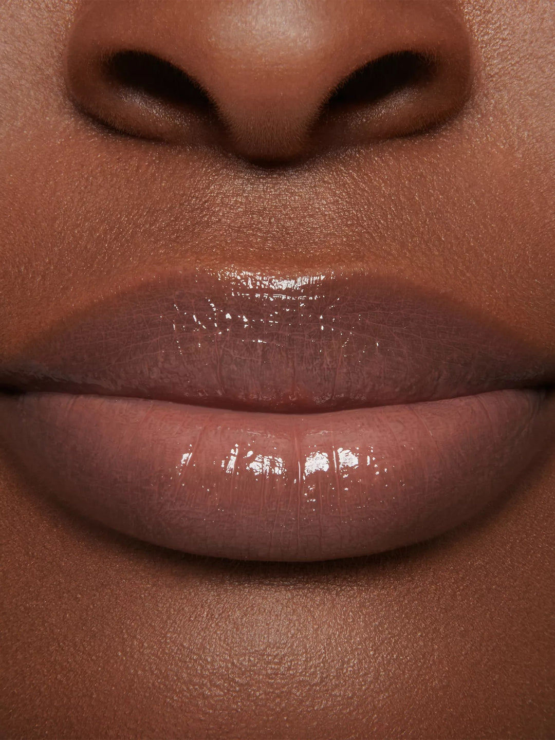 Gloss Embrace Lip Gloss 4.5ml - GLAM MODA