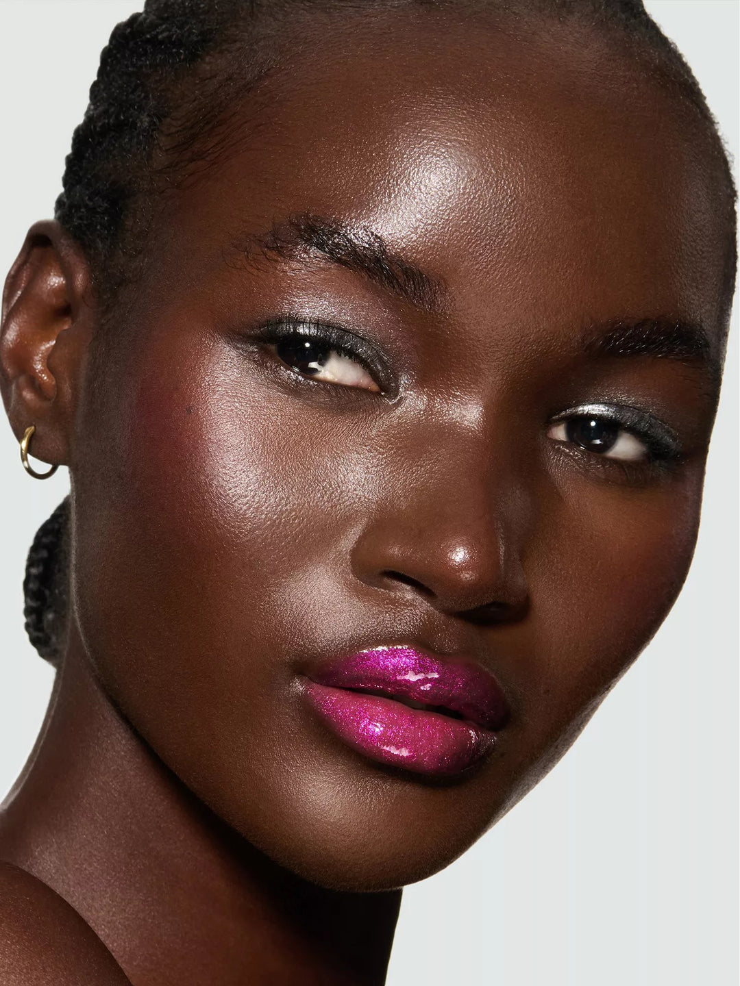 Gloss Embrace Sequin Lip Gloss 4.5ml - GLAM MODA