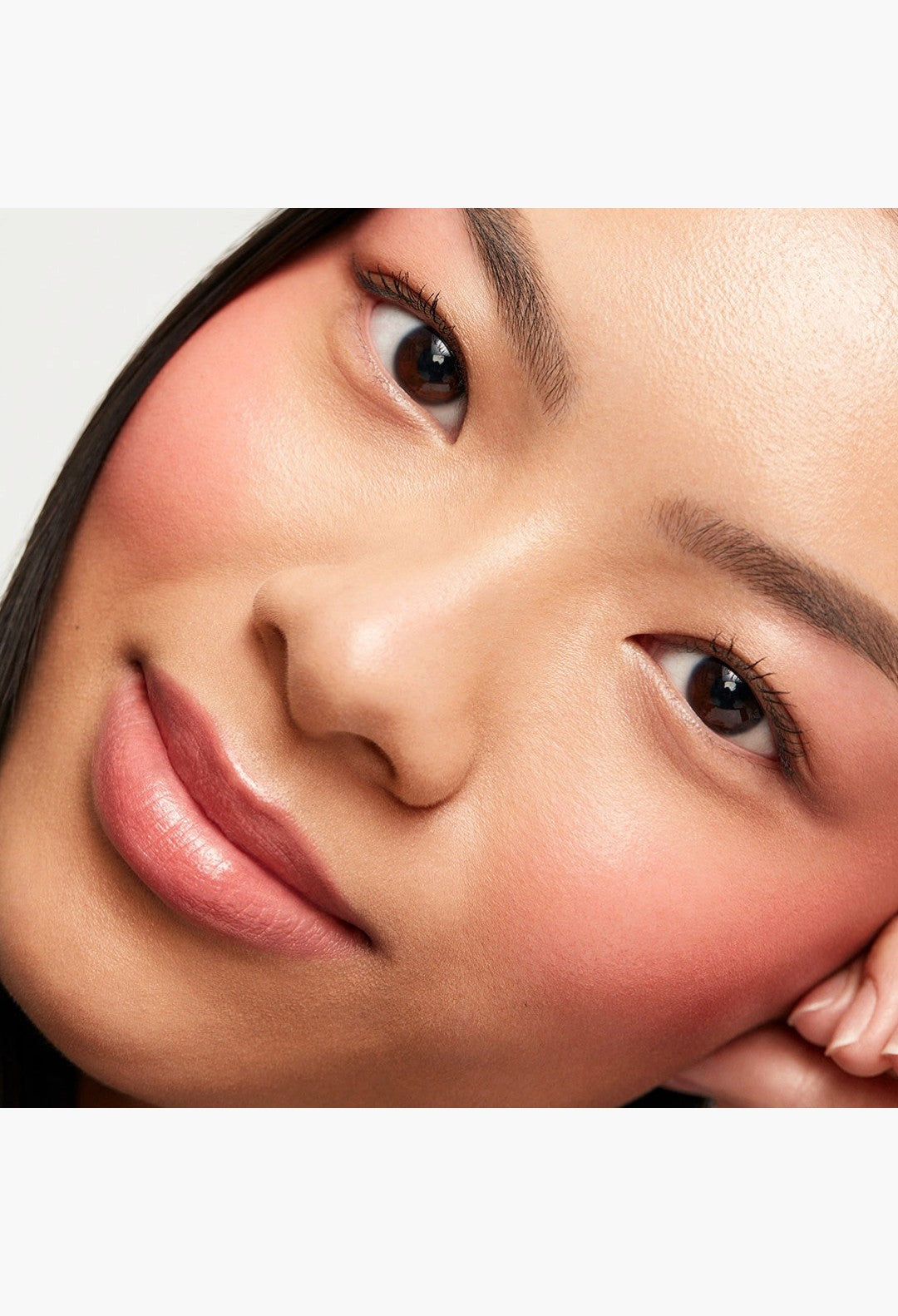 Saie Glow Sculpt™