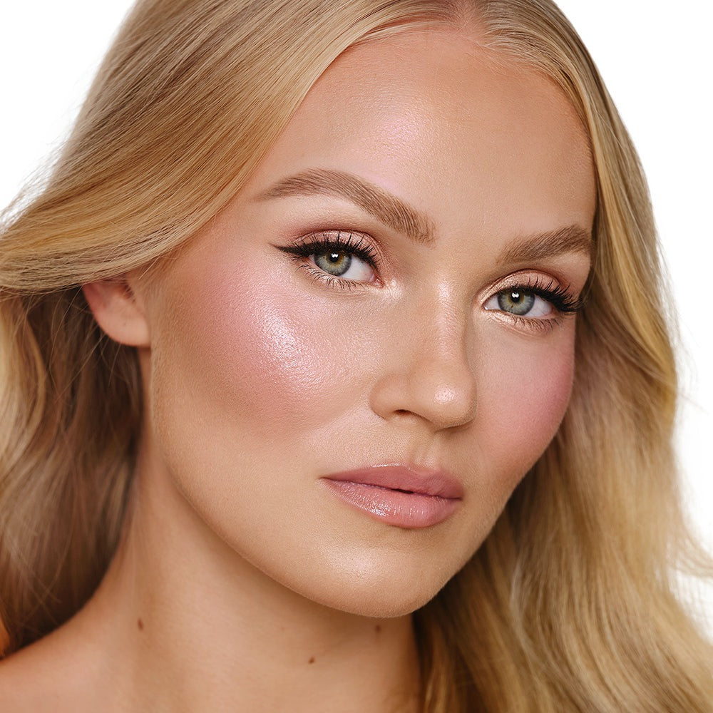 Hollywood Glow Glide Face Architect Highlighter - GLAM MODA