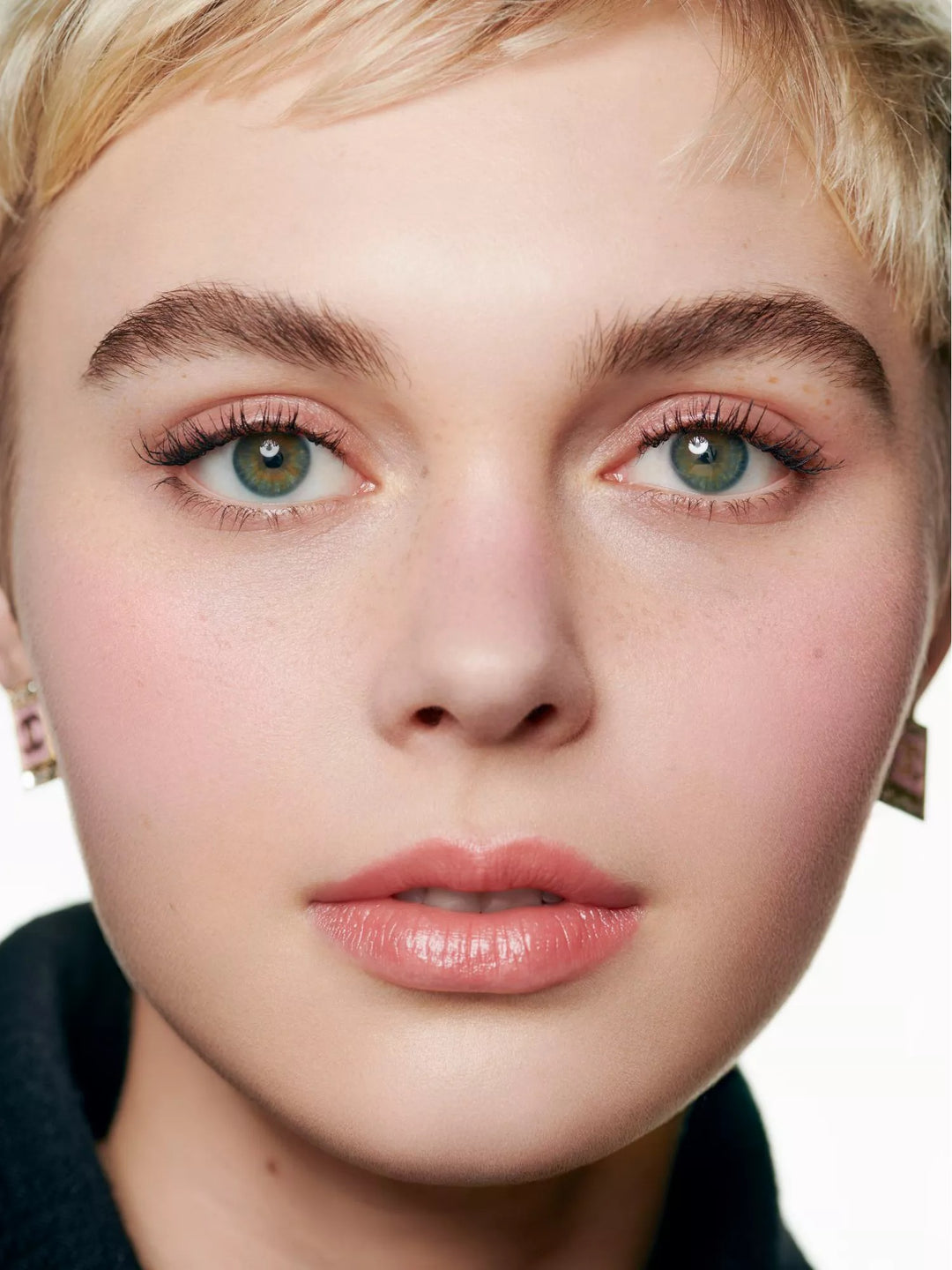 Illuminating Powder Blush 14g - GLAM MODA