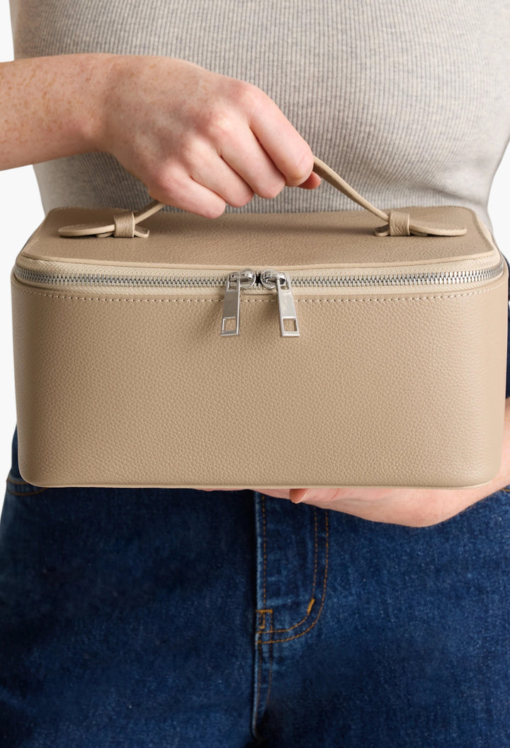 Italian Leather Travel Cosmetic Case - GLAM MODA