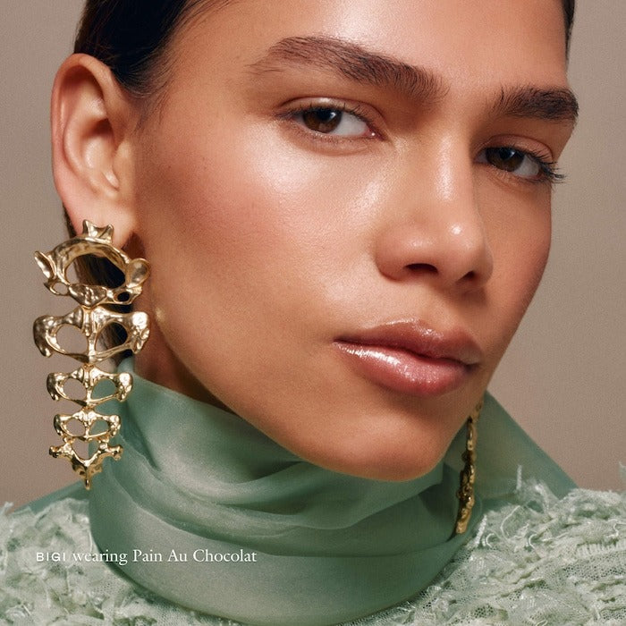 Le Chouchou Exfoliating + Softening Peptide Lip Balm - GLAM MODA