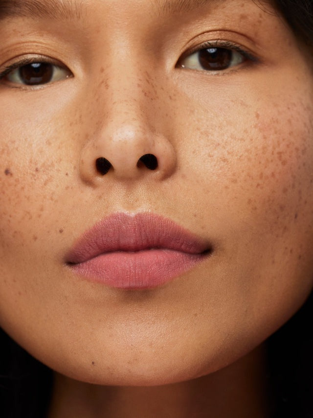 Lip Sketch Hydrating Crayon - GLAM MODA