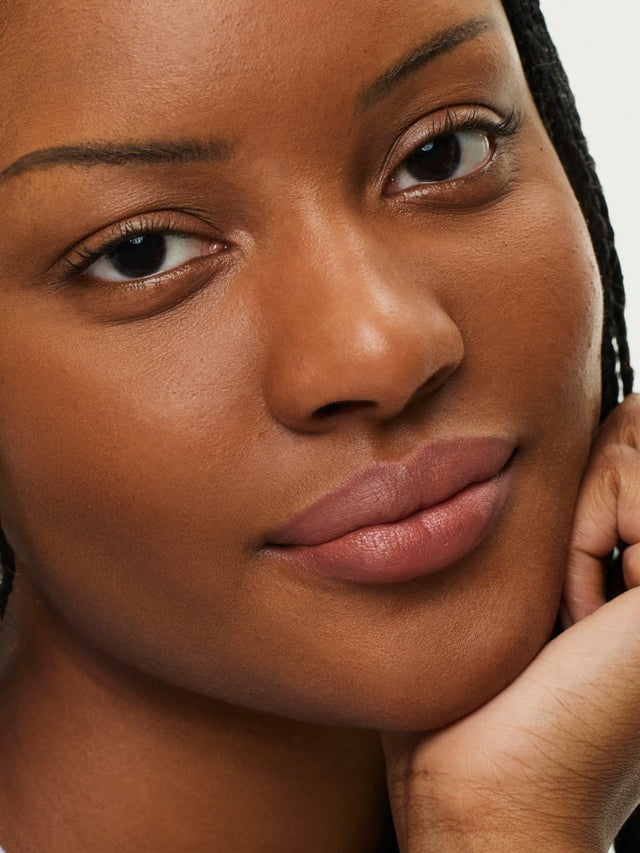 Lip Sketch Hydrating Crayon - GLAM MODA