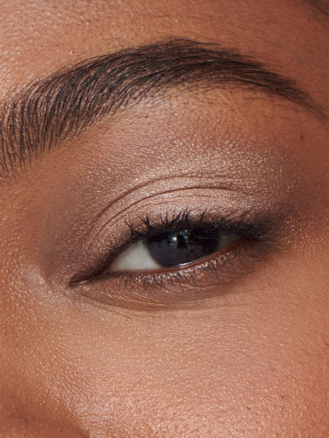 Liquid Powder Eye Tint - GLAM MODA