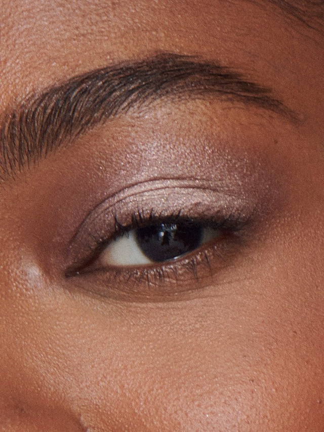 Liquid Powder Eye Tint - GLAM MODA