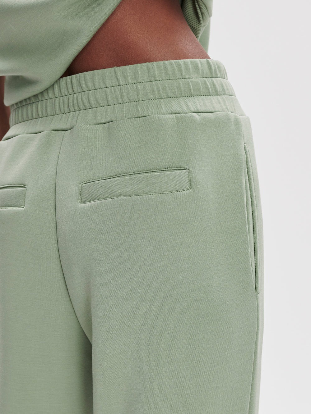 Loden Frost - The Slim Cuff Pant 25" - GLAM MODA