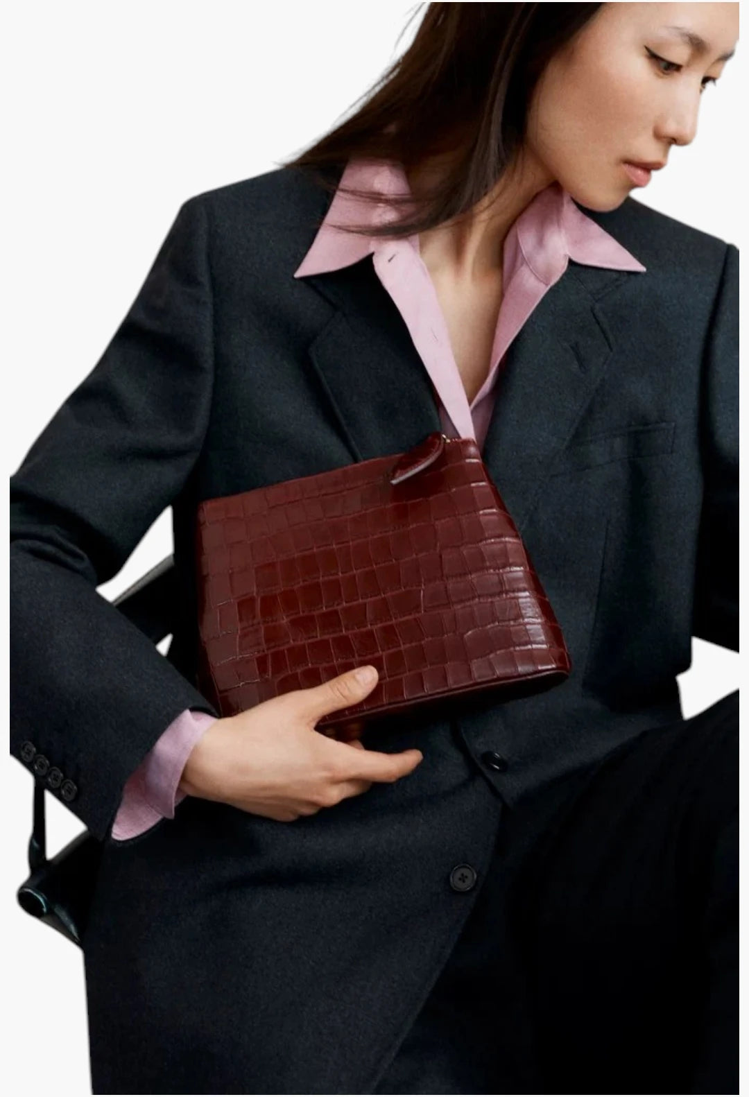 Zip Clutch