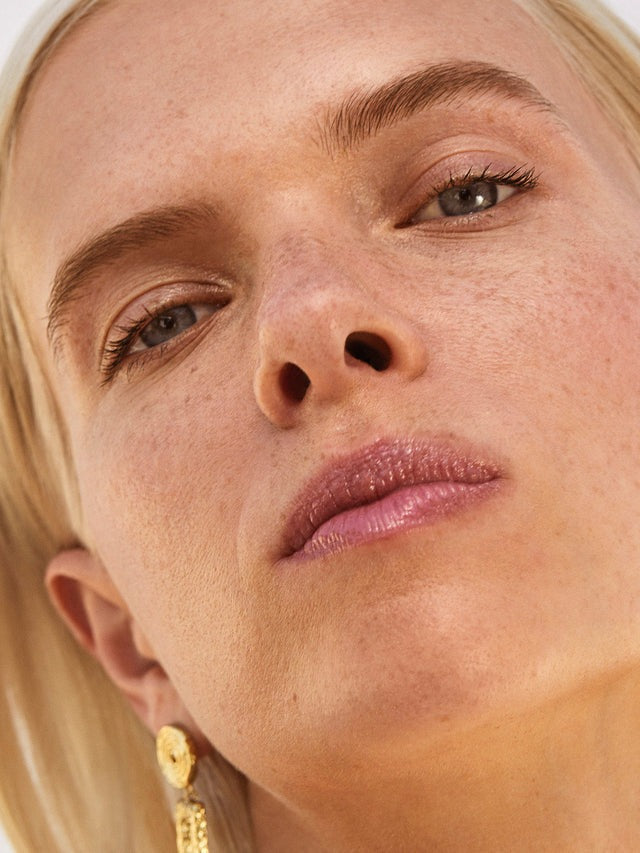 Maybe Violet - Balmy Gloss Tinted Lip Oil - GLAM MODA