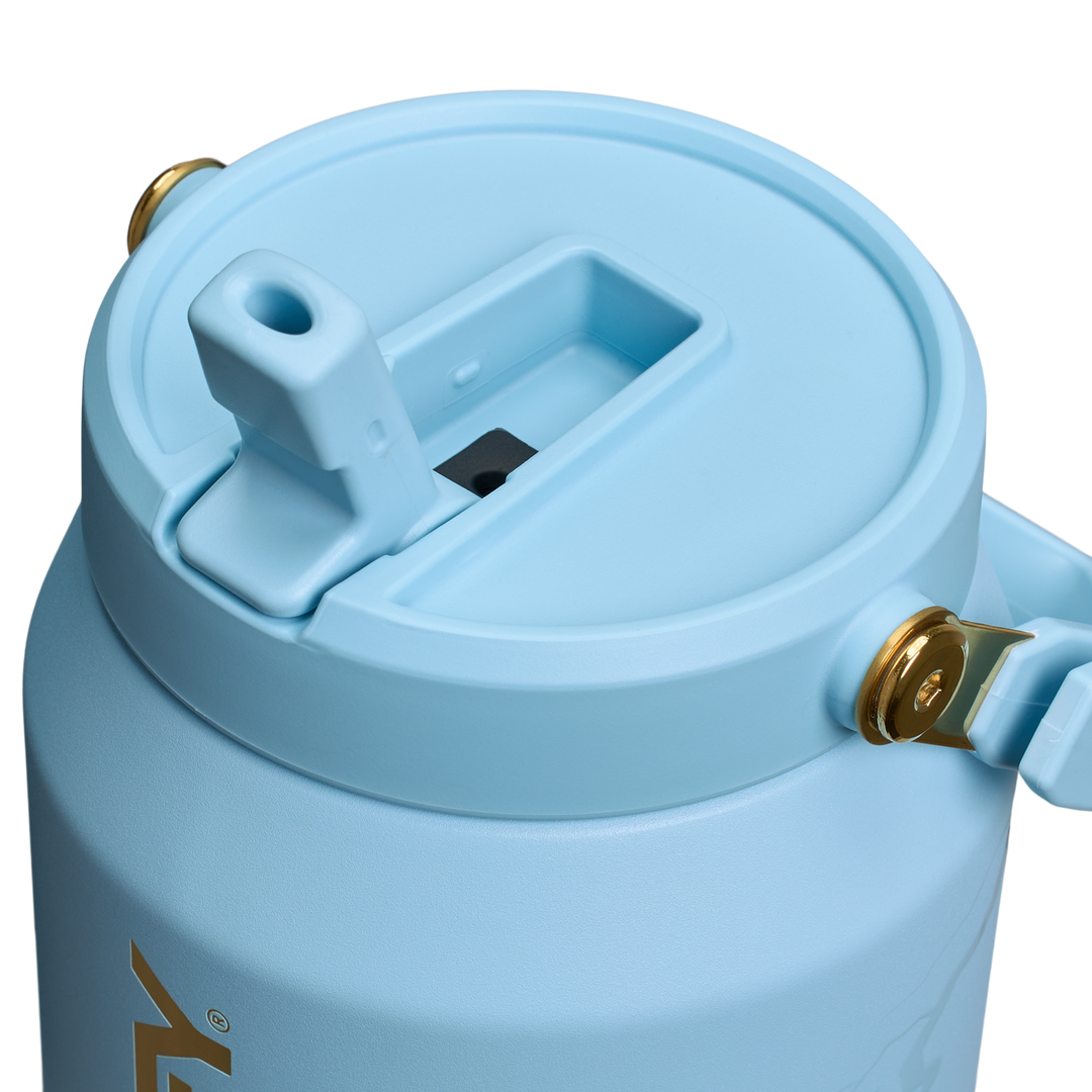 Messi x Stanley 1913 IceFlow™ Flip Straw Jug - GLAM MODA