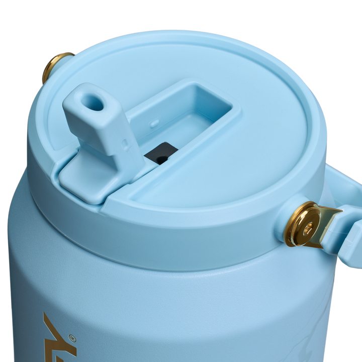 Messi x Stanley 1913 IceFlow™ Flip Straw Jug - GLAM MODA