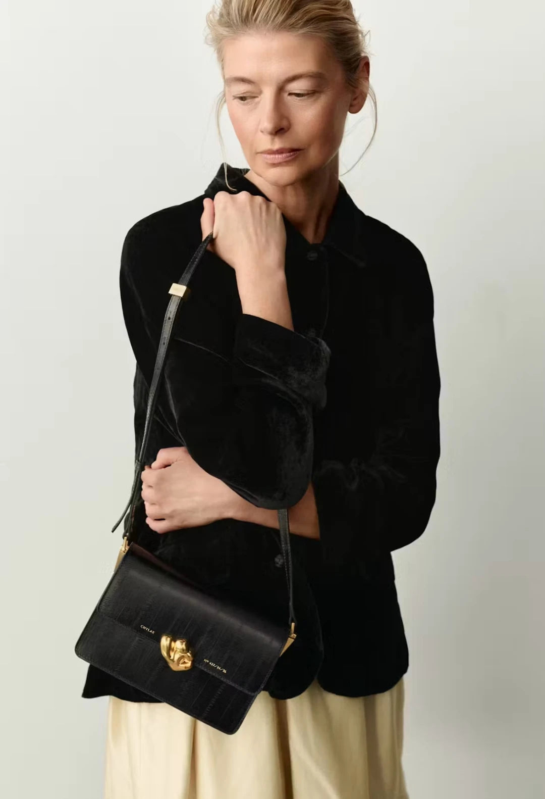 Medium Shoulder Bag with Kogut Seal black eel