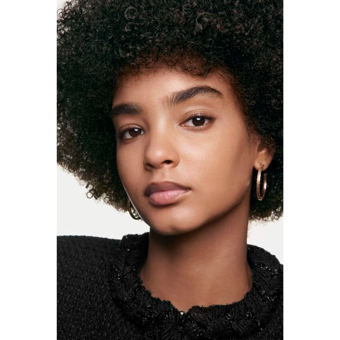 N°1 De Chanel Revitalising Foundation Illuminates - Hydrates - Protects - GLAM MODA