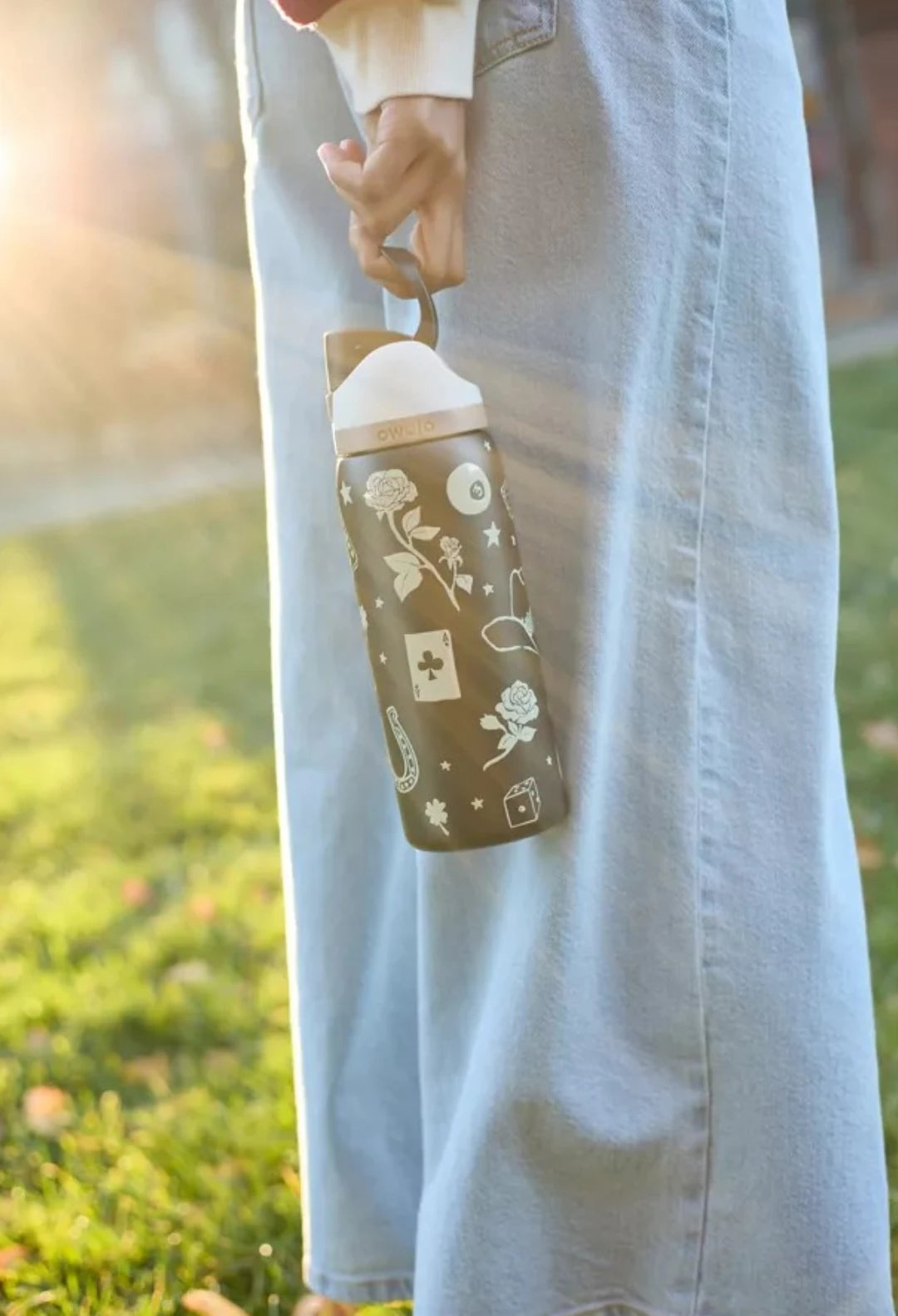 Owala UO Exclusive FreeSip 32 oz Water Bottle