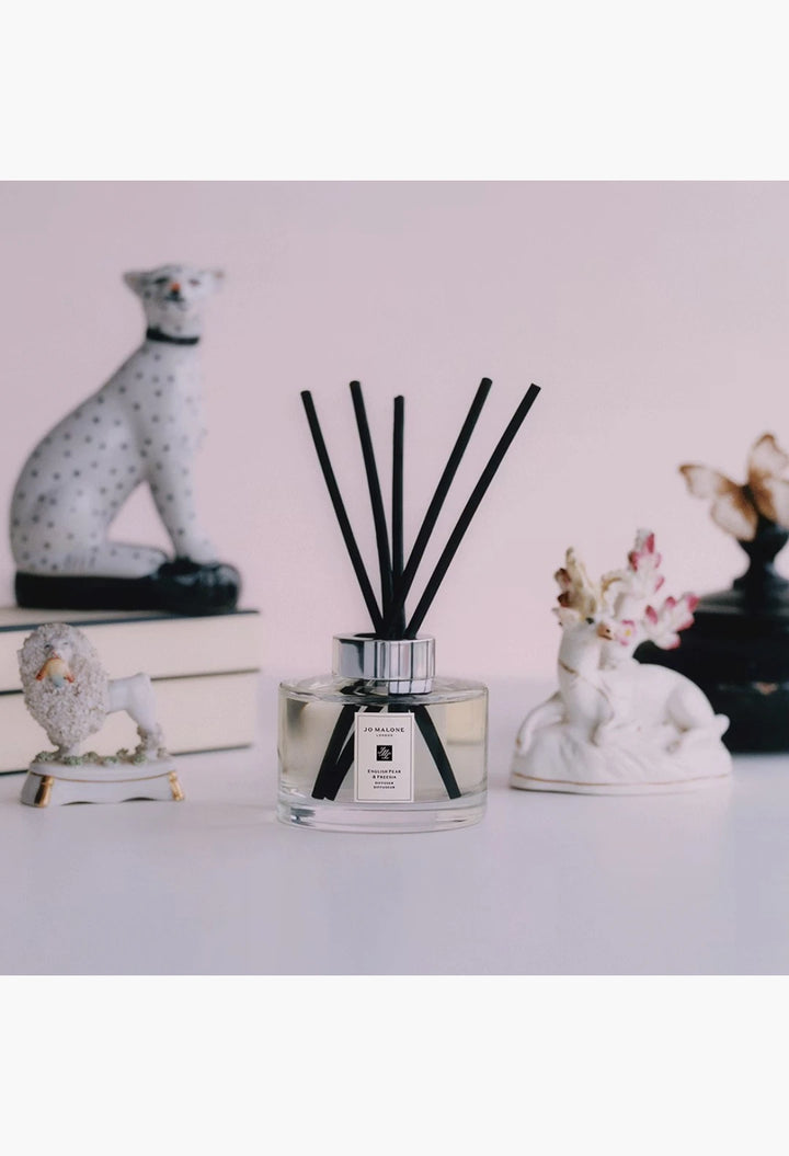 English Pear & Freesia Reed Diffuser