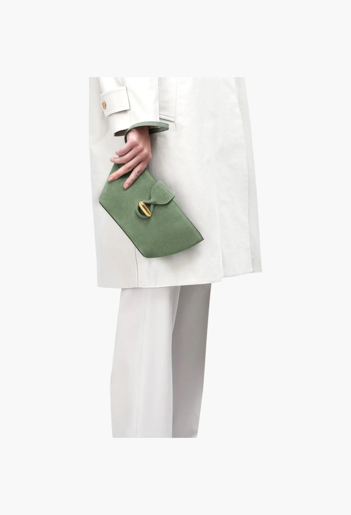 Anello Pouch in Raffia
