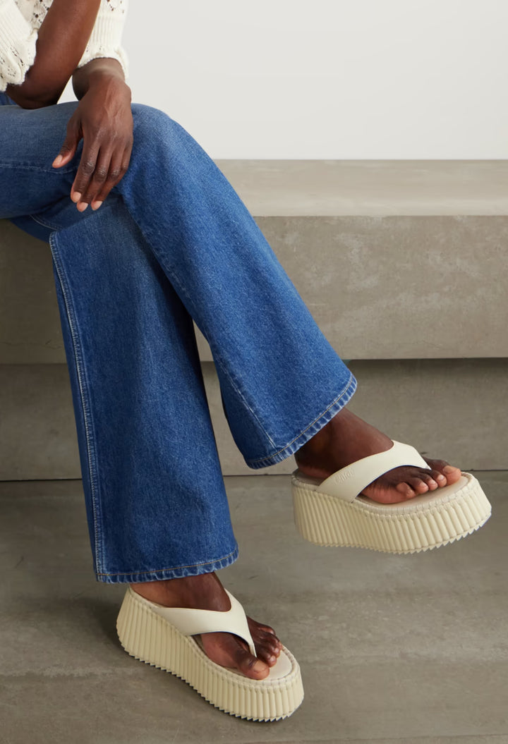 Off-White - Nama Leather Platform Flip Flops - GLAM MODA