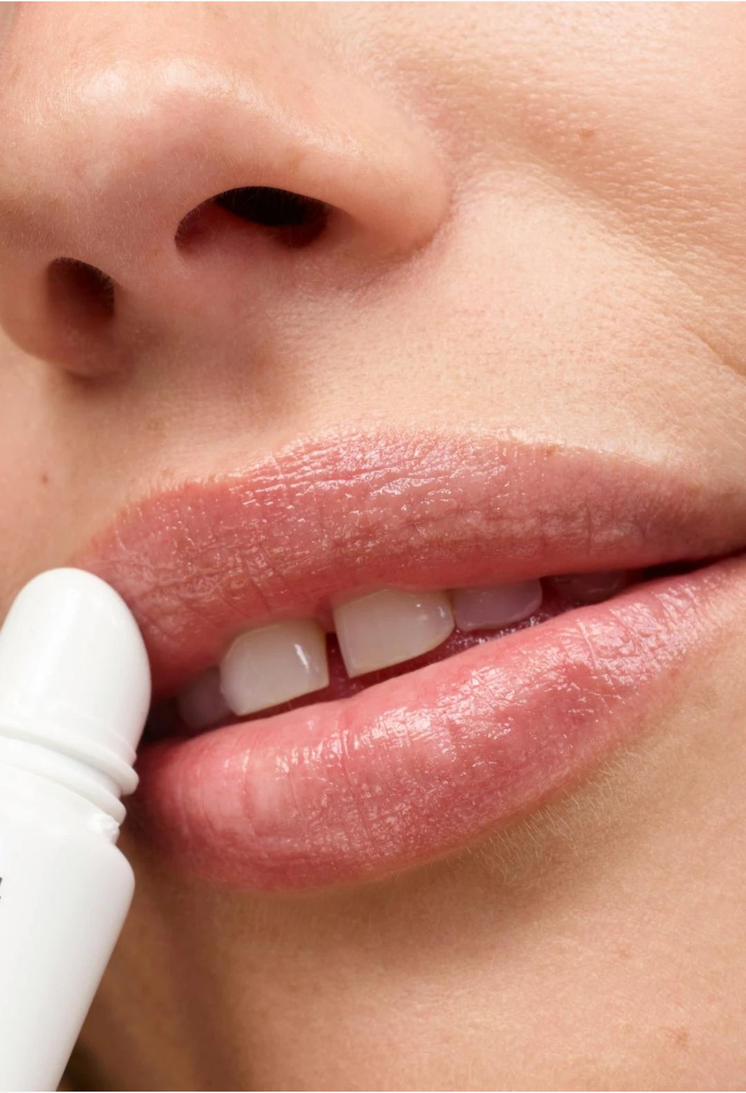 Balm Dotcom Nourishing lip balm