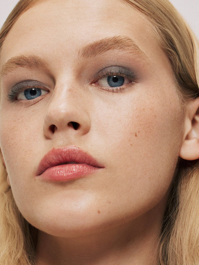 Oscuro - Eye Stylus Shadow Stick - GLAM MODA