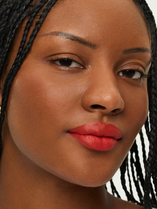 Piazza - Lip Sketch Hydrating Crayon - GLAM MODA