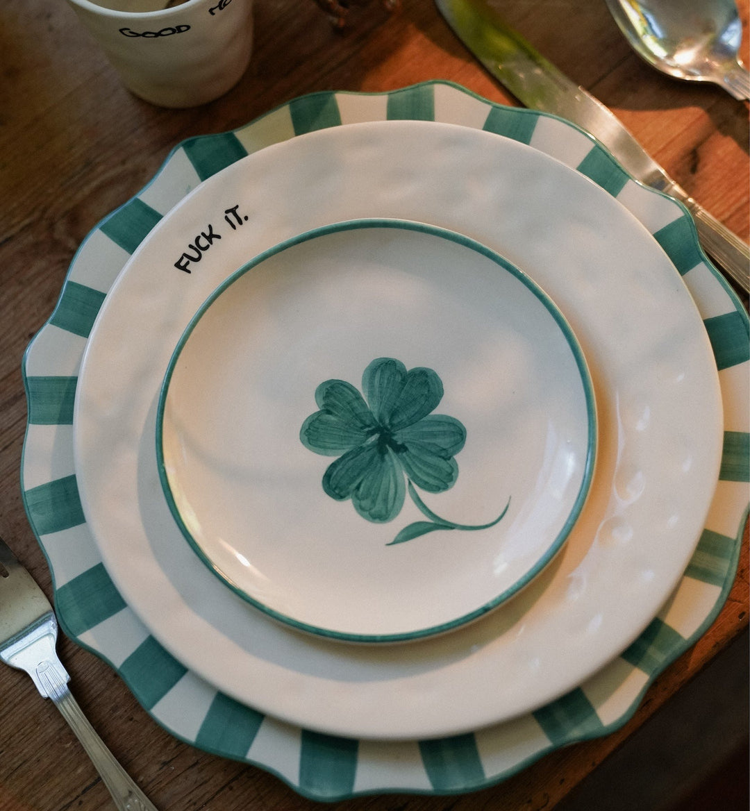 Pine Scalloped Dinner Plate - GLAM MODA
