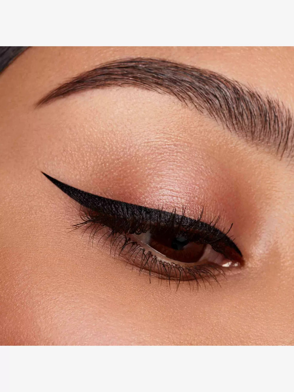 Kyliner Brush Tip Liquid Eyeliner 0.3ml - GLAM MODA