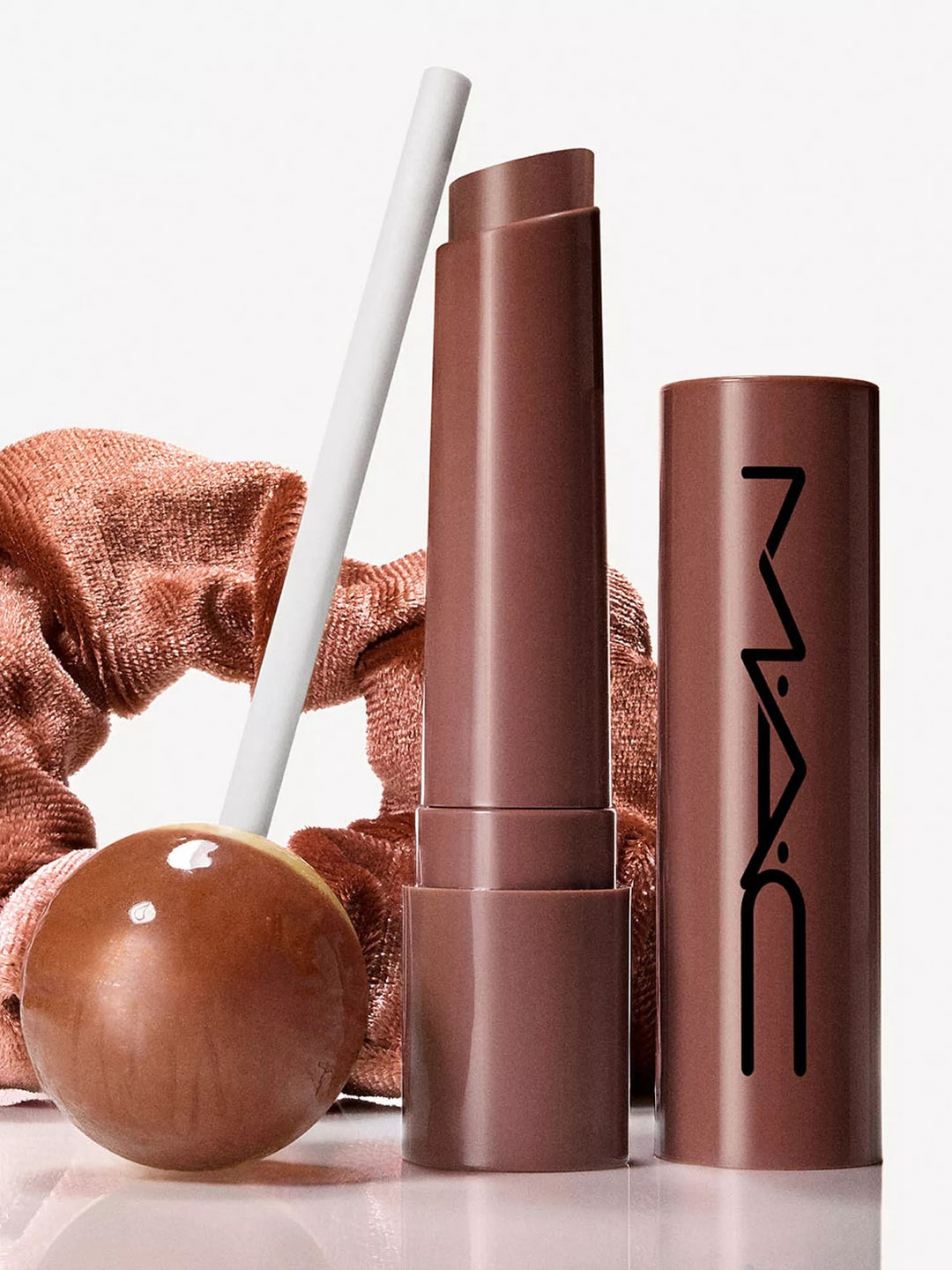 Squirt Plumping Gloss Stick 2.3g - GLAM MODA