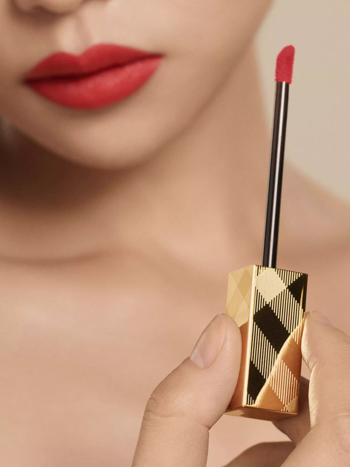 Kisses Liquid Matte lipstick 6ml - GLAM MODA
