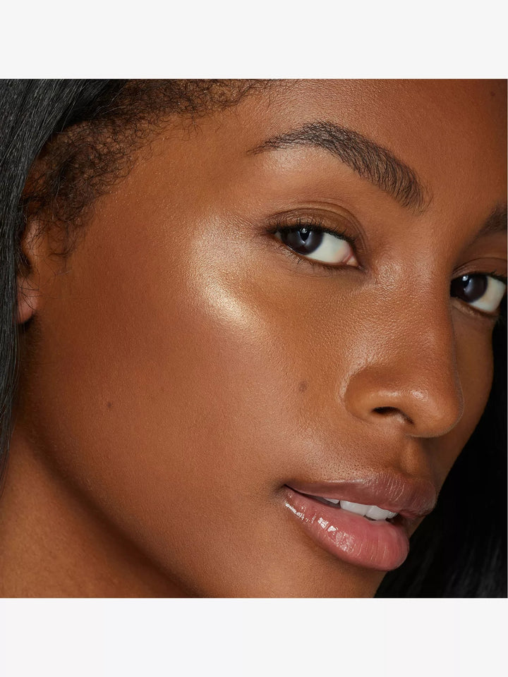 King Kylie Collection Loose Powder Highlighter - GLAM MODA