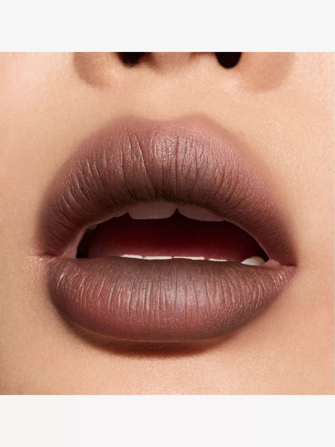 Powder Kiss Lipstick 3g - GLAM MODA