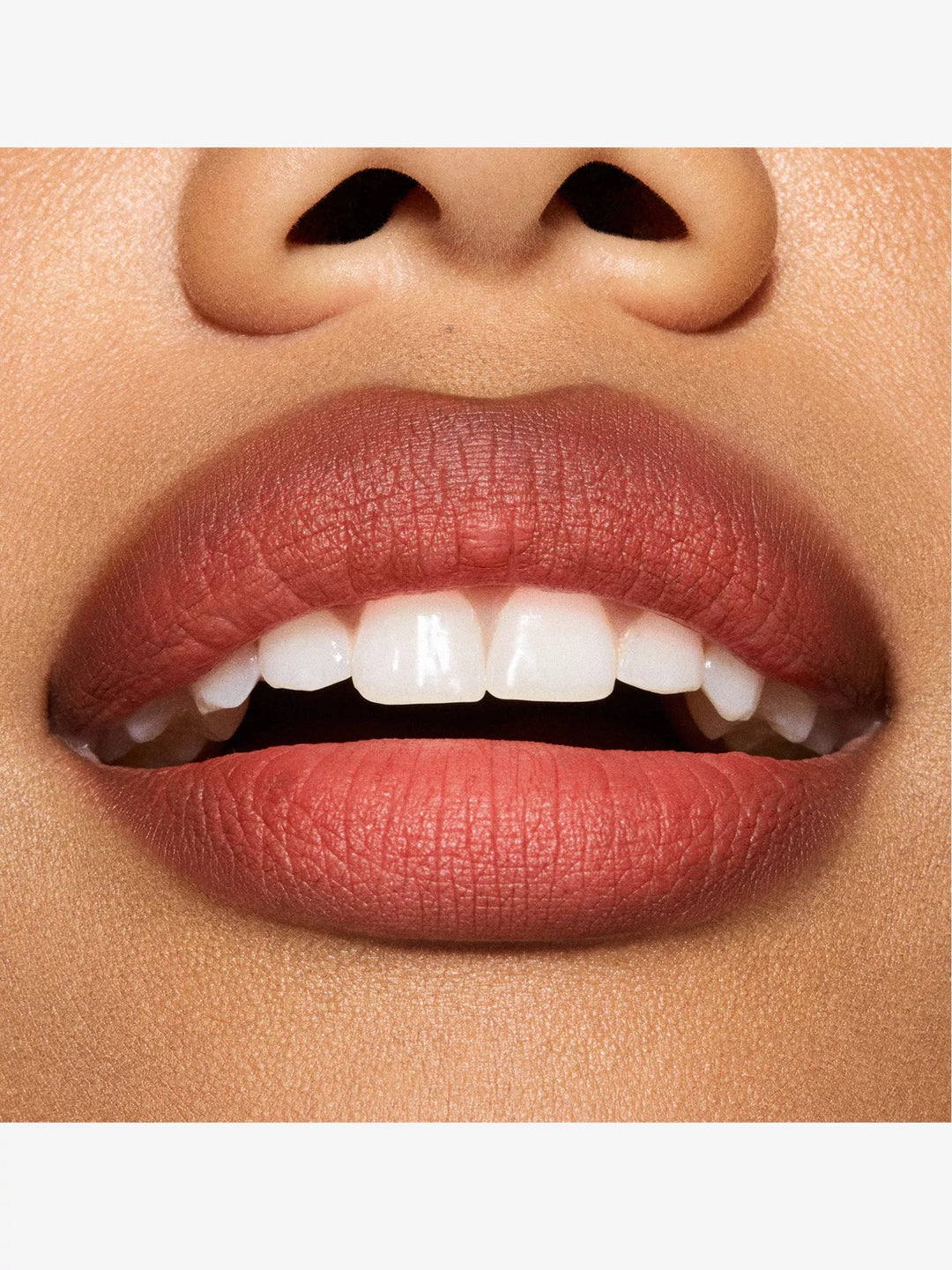 Powder Kiss Lipstick 3g - GLAM MODA