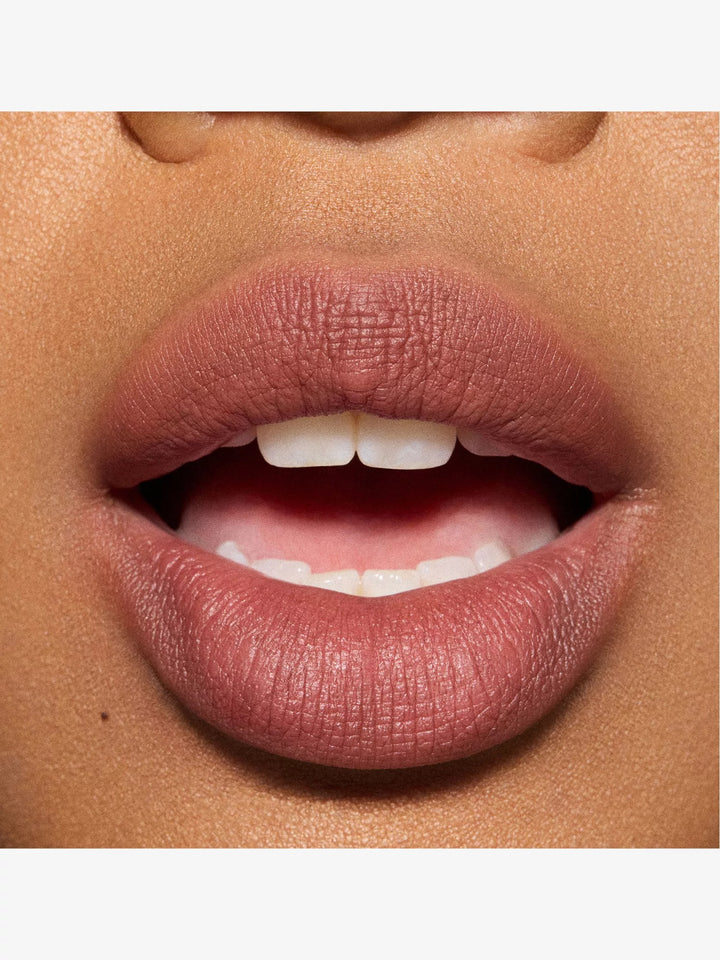 Powder Kiss Lipstick 3g - GLAM MODA
