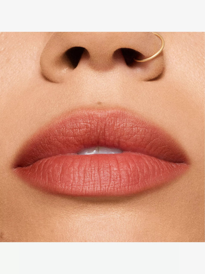 Powder Kiss Lipstick 3g - GLAM MODA