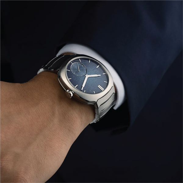 Streamliner Small Seconds with Micro-Rotor