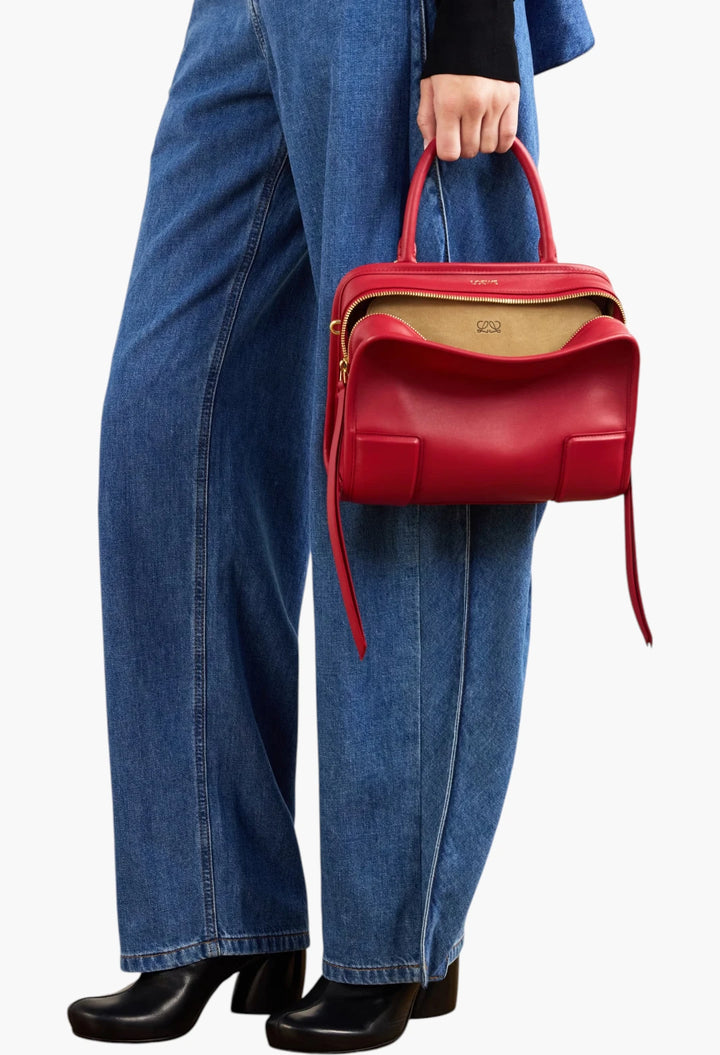 Amazona 180 small leather shoulder bag