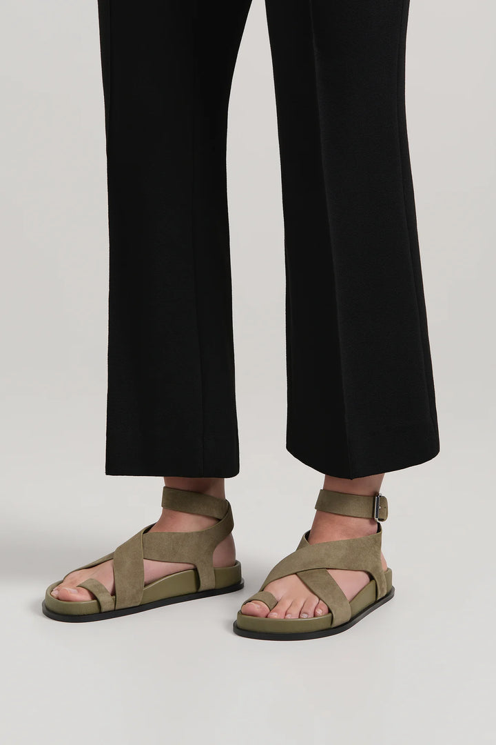The Jalen Sandal