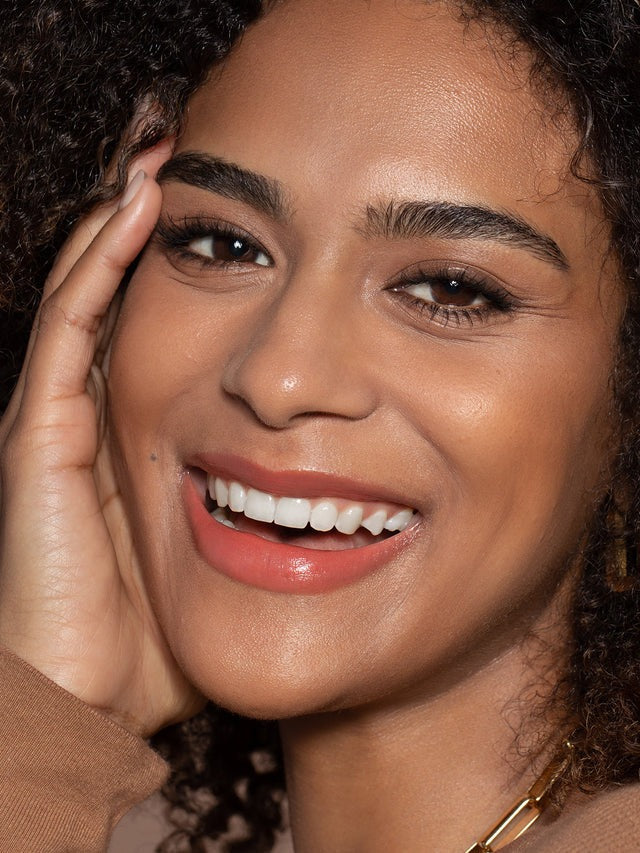 Saint - Balmy Gloss Tinted Lip Oil - GLAM MODA