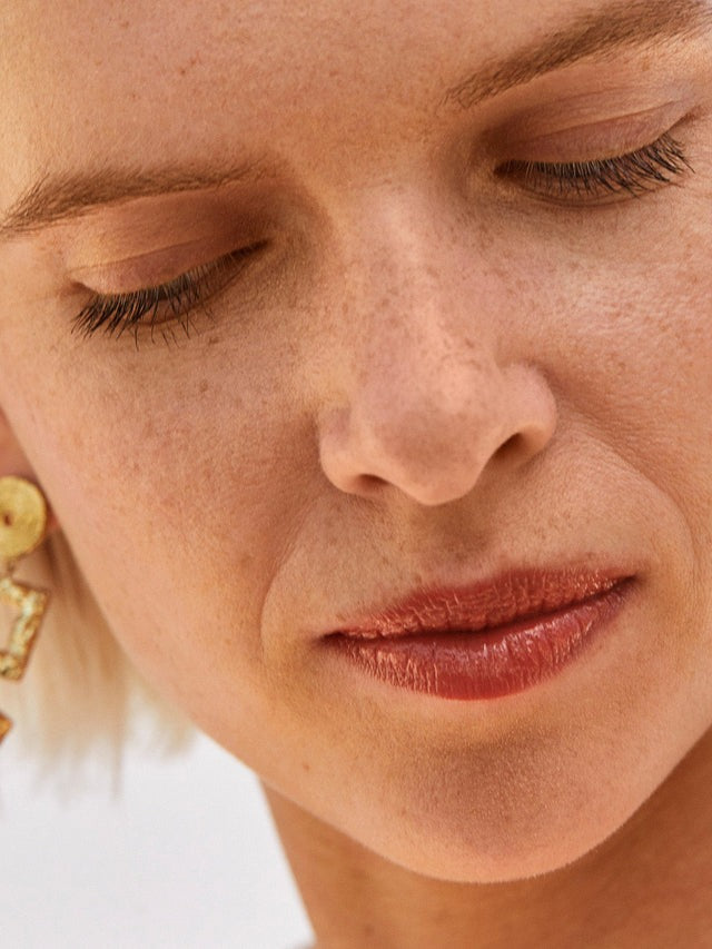 Saint - Balmy Gloss Tinted Lip Oil - GLAM MODA