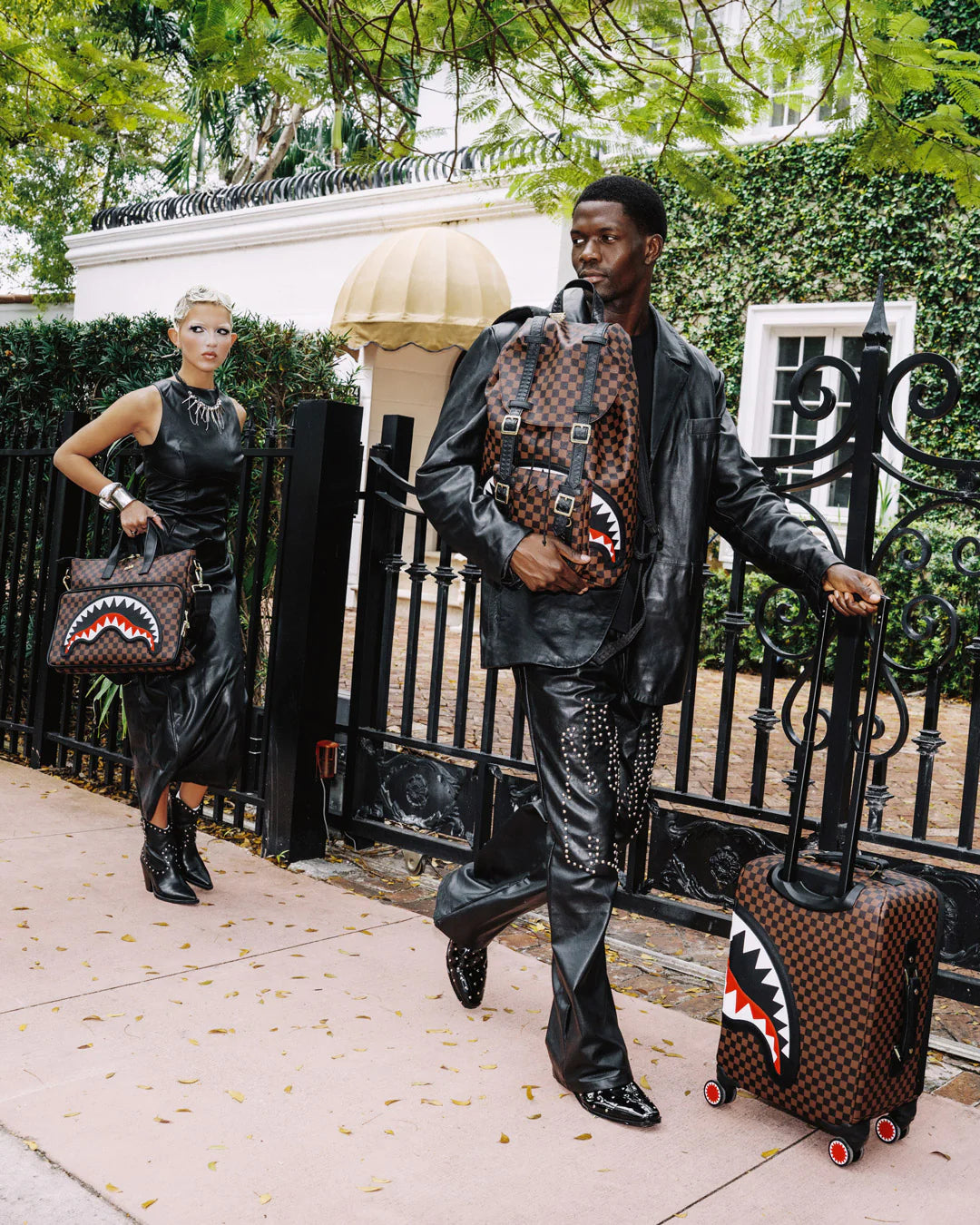 Sawtooth Sharks In Paris Hills Backpack - GLAM MODA