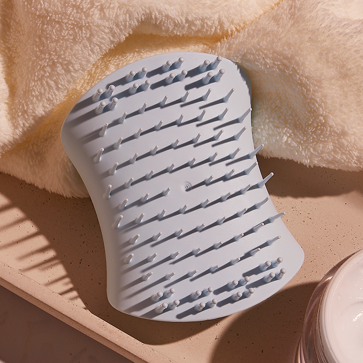 Seafoam Blue - The Scalp Exfoliator & Massager - GLAM MODA