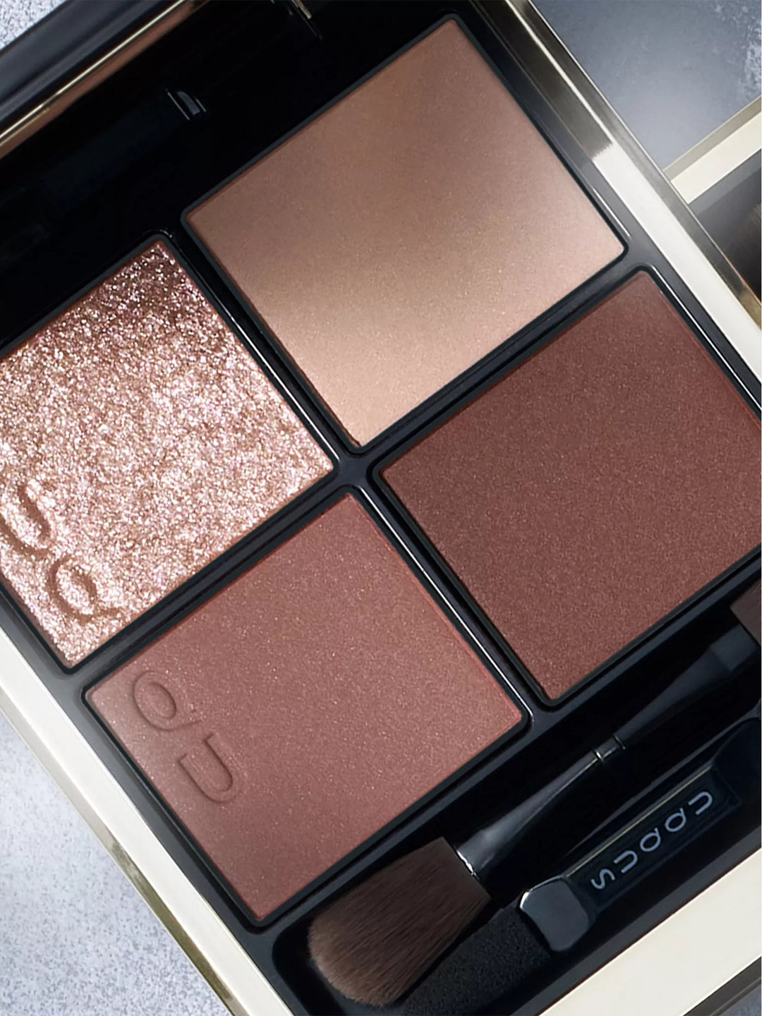 Signature Colour Eyes Eyeshadow Palette 6.2g - GLAM MODA