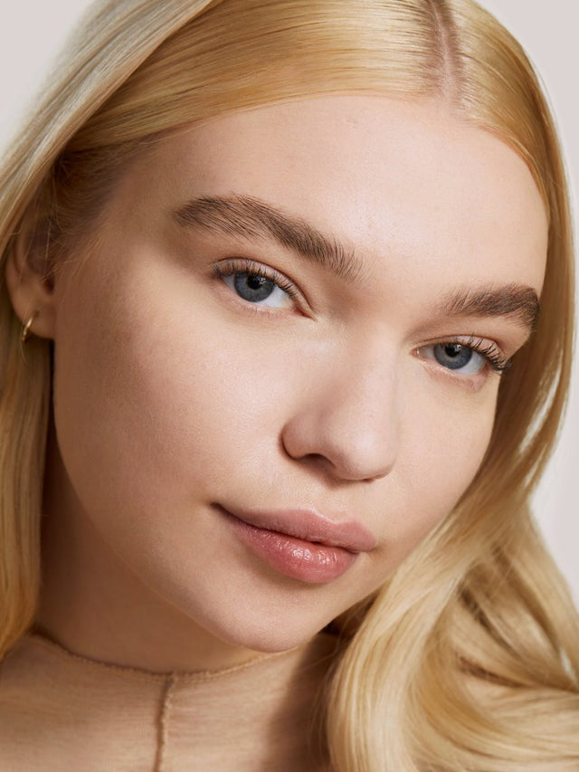 Skin Rewind Complexion Stick - GLAM MODA