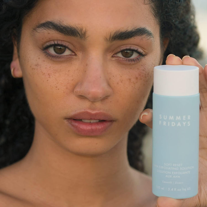 Soft Reset AHA Exfoliating Solution - GLAM MODA