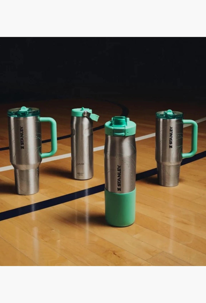 Stanley 1913 x Caitlin Clark Vitalize™ Tempo Bottle